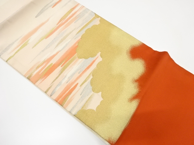 雲に霞模様織り出し開き名古屋帯（額縁仕立て）